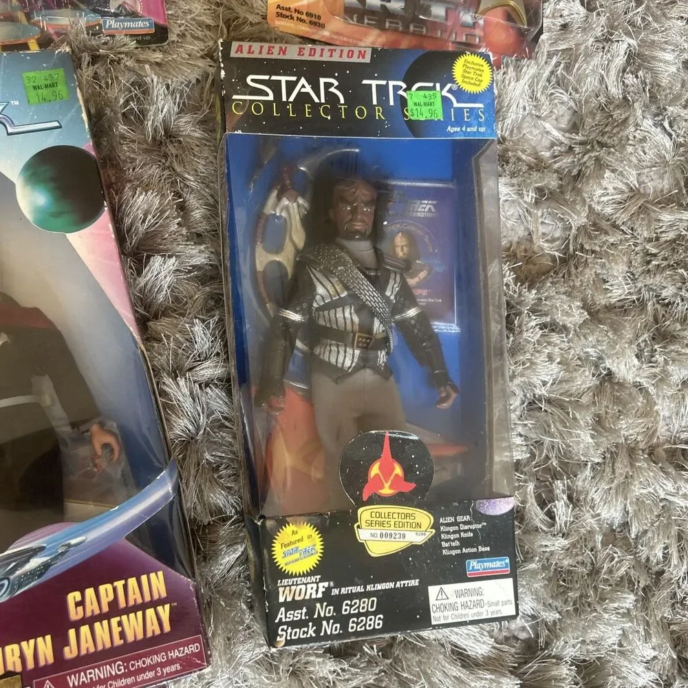 Three Vintage Star Trek Very Rare Characters Lot Of 4 Collection